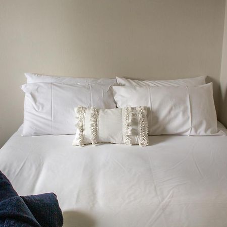 Tates Hotel Windsor Eksteriør bilde