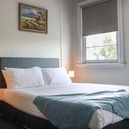 Tates Hotel Windsor Eksteriør bilde